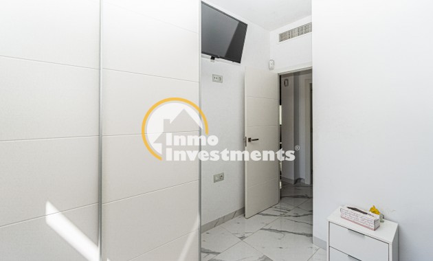 Resale - Apartment - Mil Palmeras - Beach