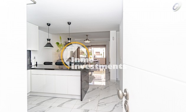 Resale - Apartment - Mil Palmeras - Beach