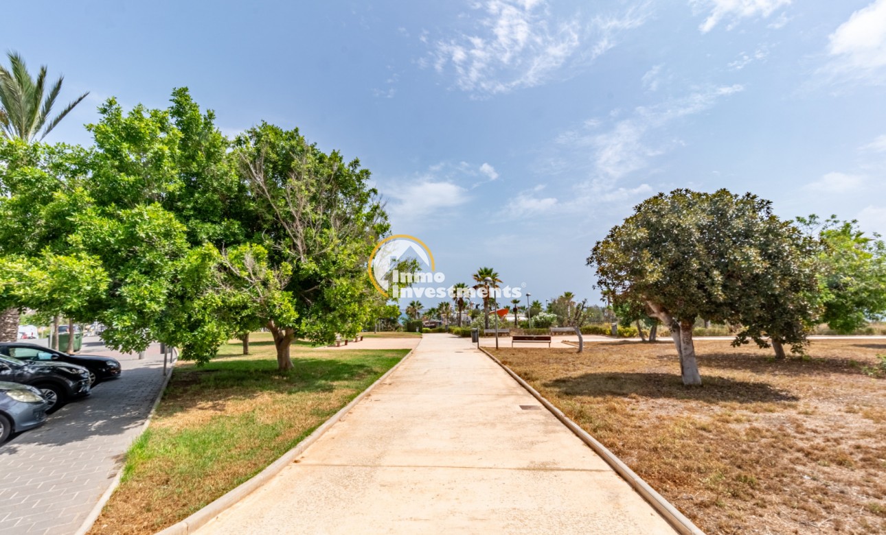 Resale - Apartment - Mil Palmeras - Beach