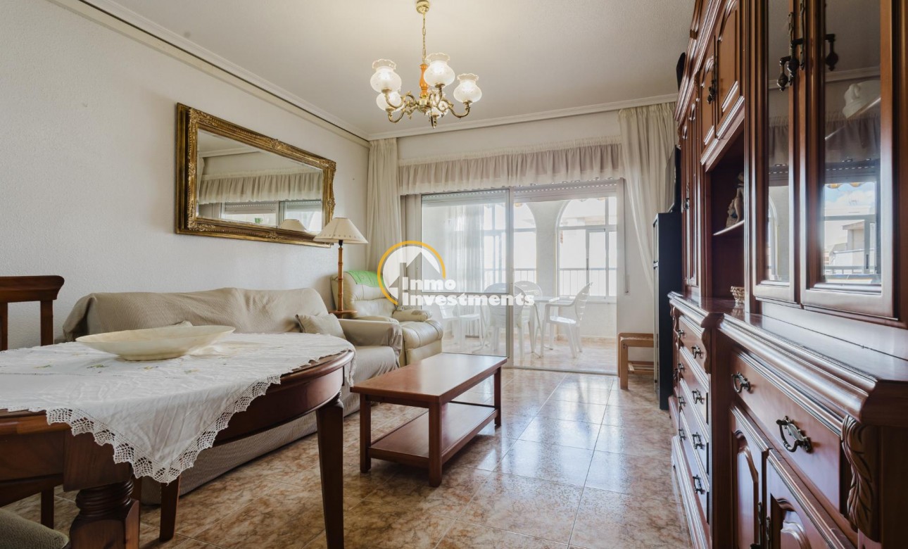 Resale - Apartment - Torrevieja - Playa de los Naufragos