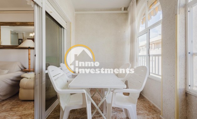 Resale - Apartment - Torrevieja - Playa de los Naufragos