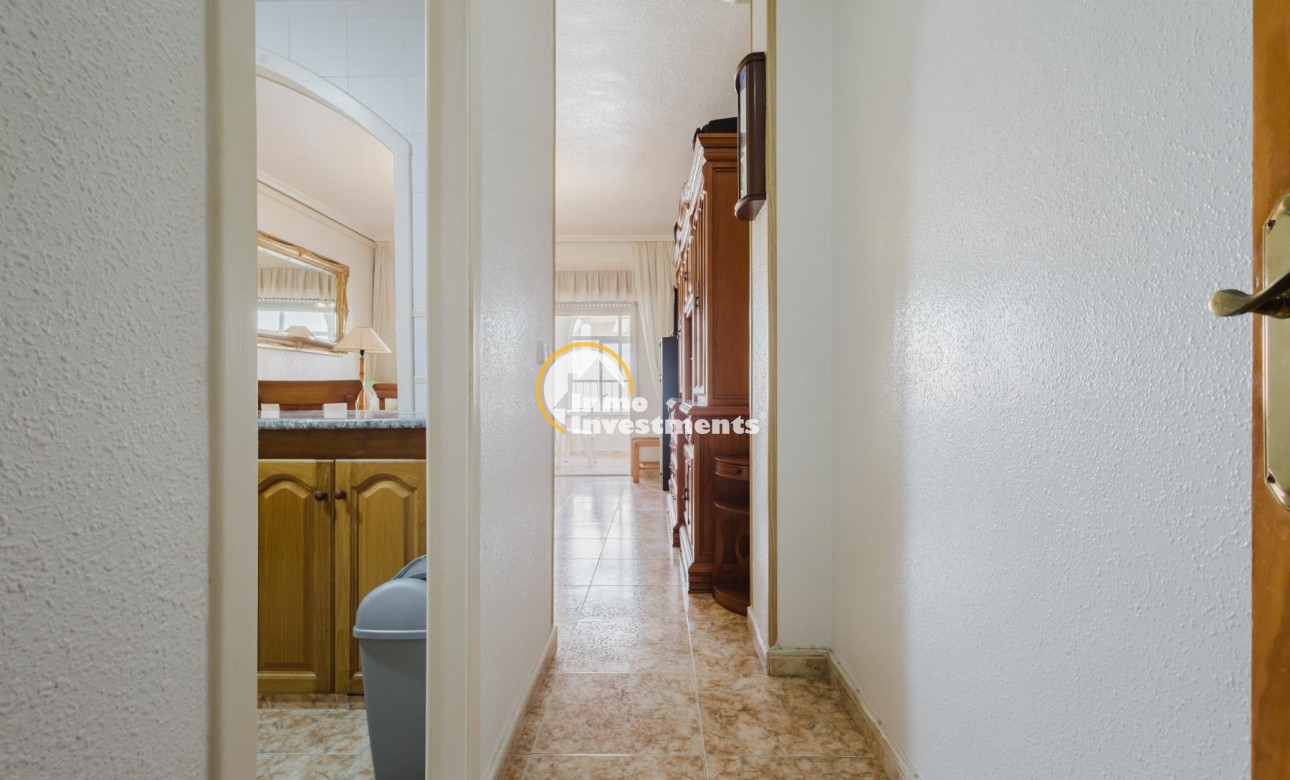 Resale - Apartment - Torrevieja - Playa de los Naufragos