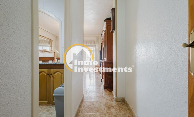 Resale - Apartment - Torrevieja - Playa de los Naufragos
