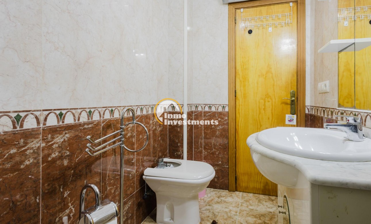 Resale - Apartment - Torrevieja - Playa de los Naufragos