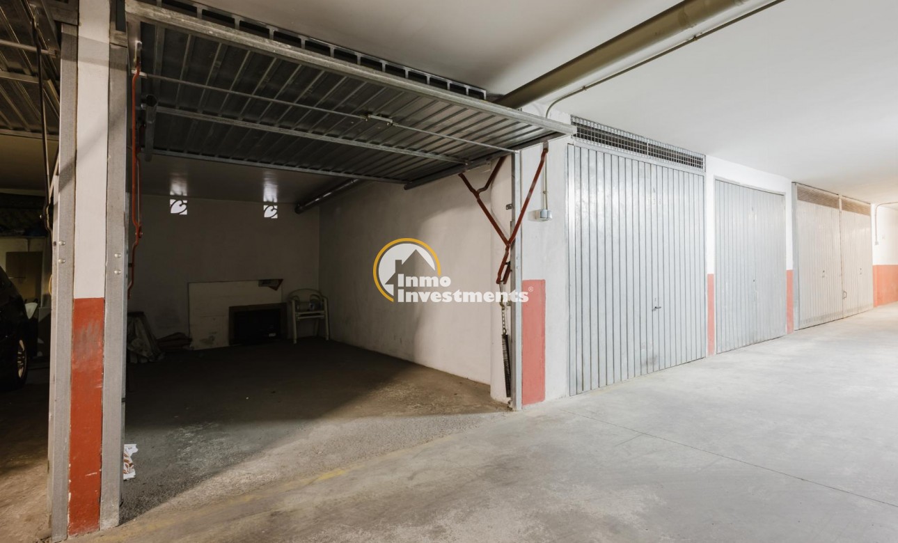 Resale - Apartment - Torrevieja - Playa de los Naufragos