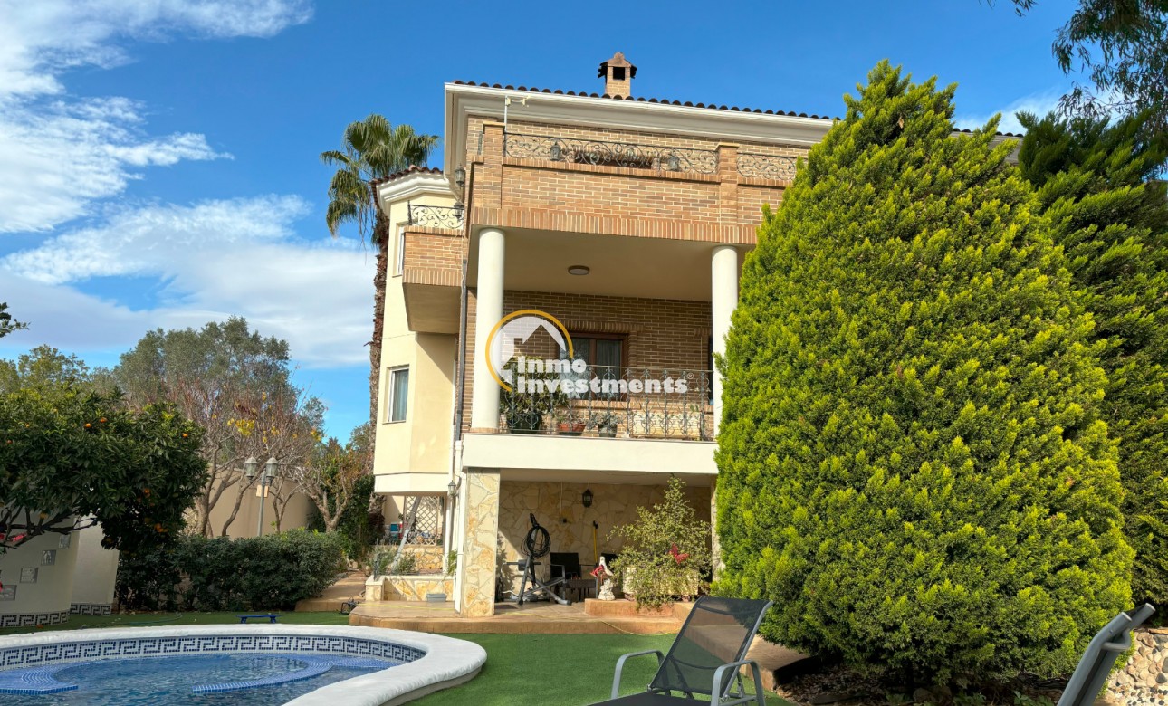 Resale - Villa - Ciudad Quesada