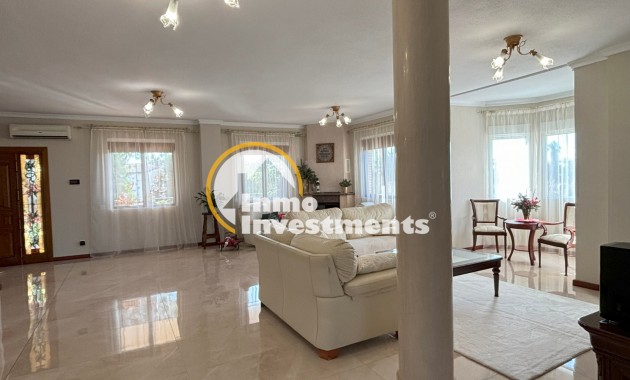 Resale - Villa - Ciudad Quesada