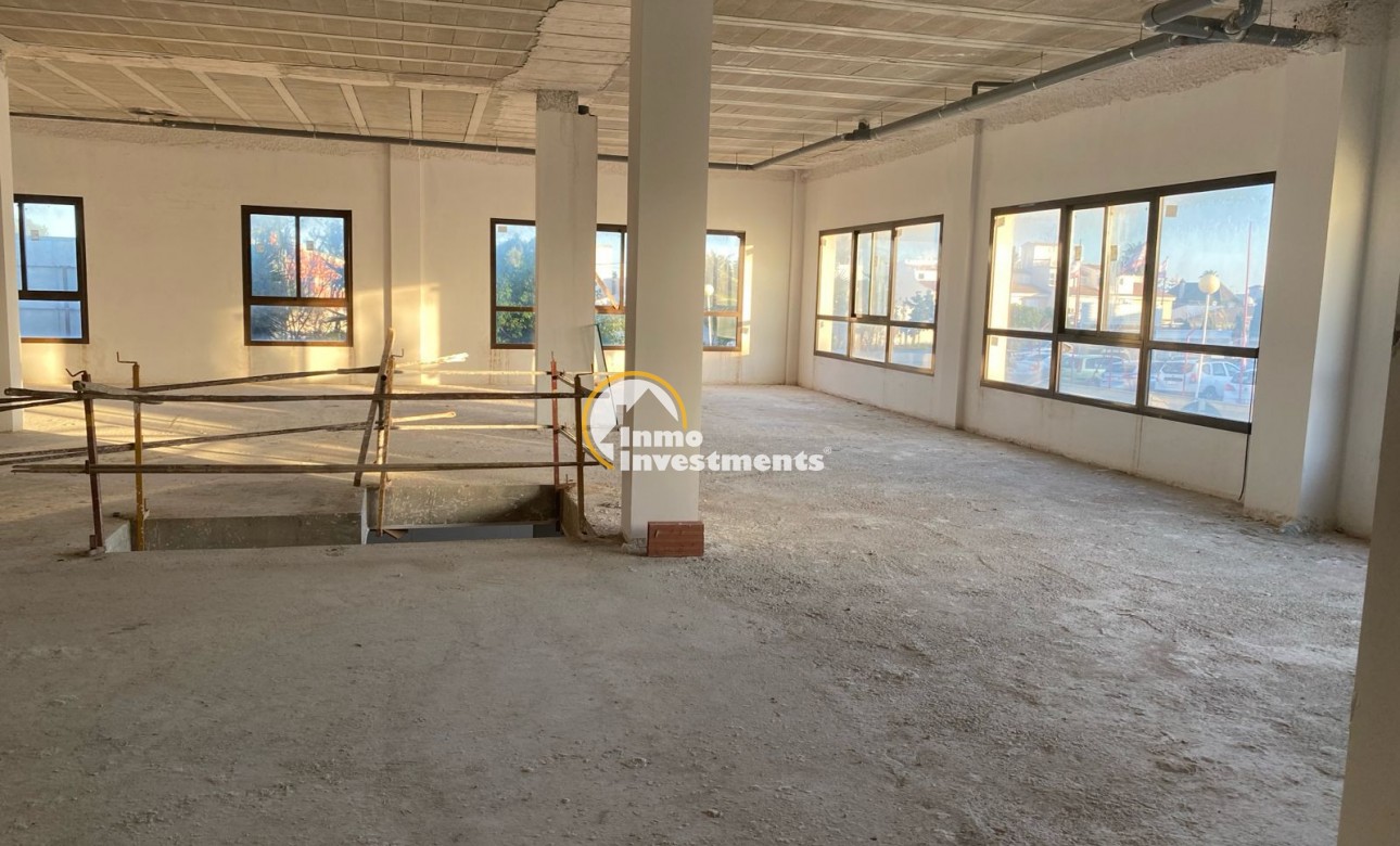 Resale - Commercial - La Zenia