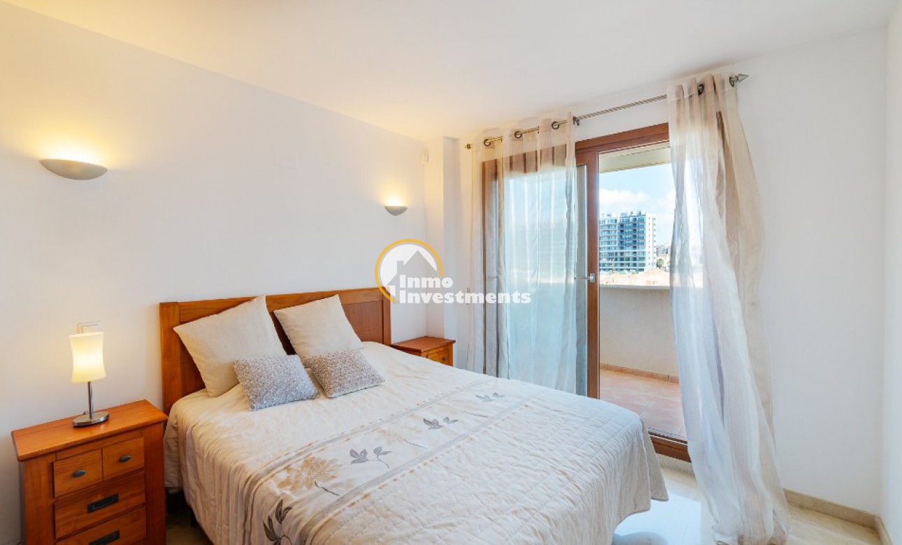 Resale - Apartment - Punta Prima - Beachside