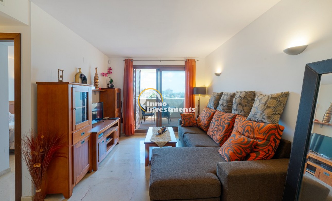 Resale - Apartment - Punta Prima - Beachside