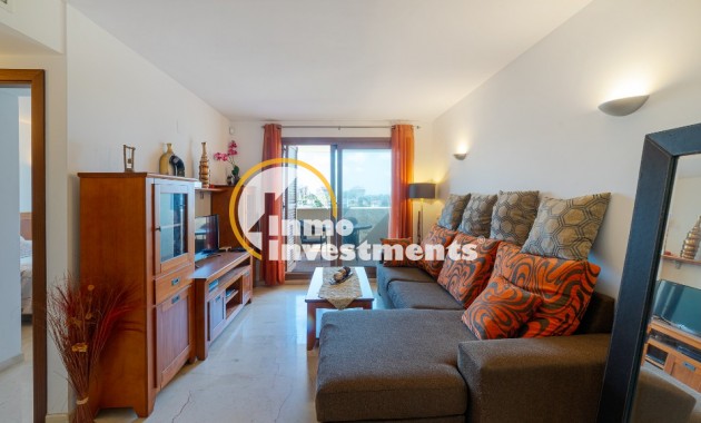Resale - Apartment - Punta Prima - Beachside