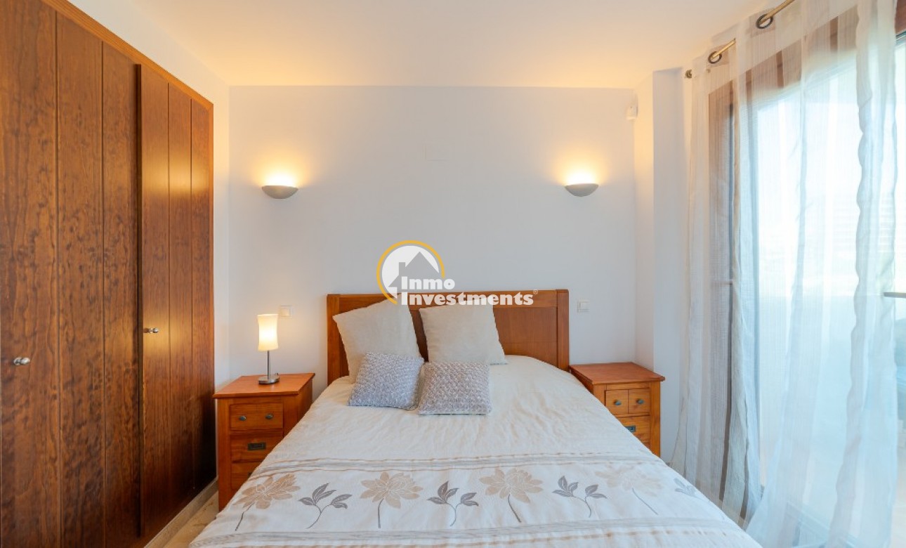 Resale - Apartment - Punta Prima - Beachside