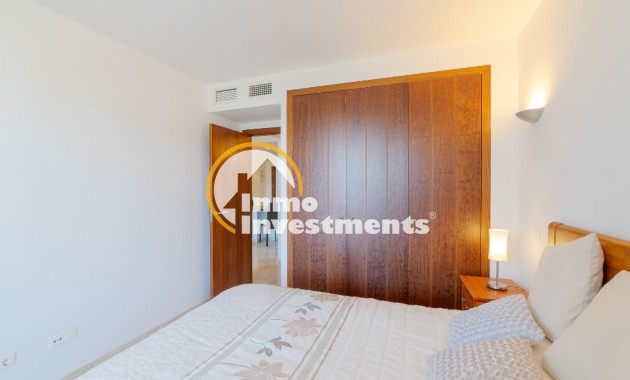 Resale - Apartment - Punta Prima - Beachside