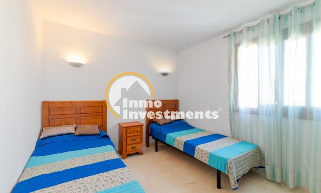 Resale - Apartment - Punta Prima - Beachside