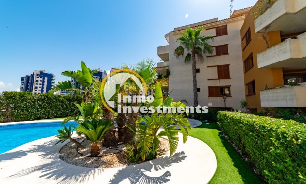 Resale - Apartment - Punta Prima - Beachside