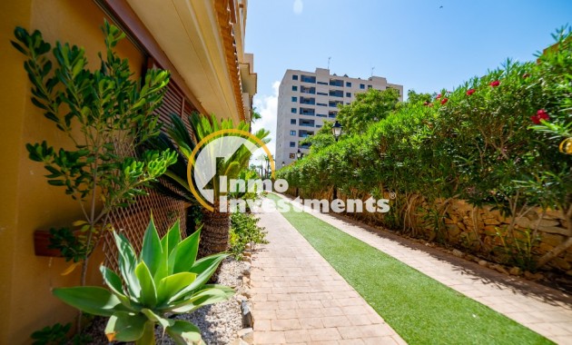 Resale - Apartment - Punta Prima - Beachside