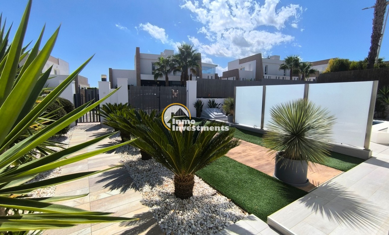 Resale - Villa - Algorfa - La Finca