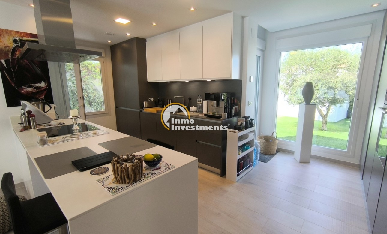 Resale - Villa - Algorfa - La Finca