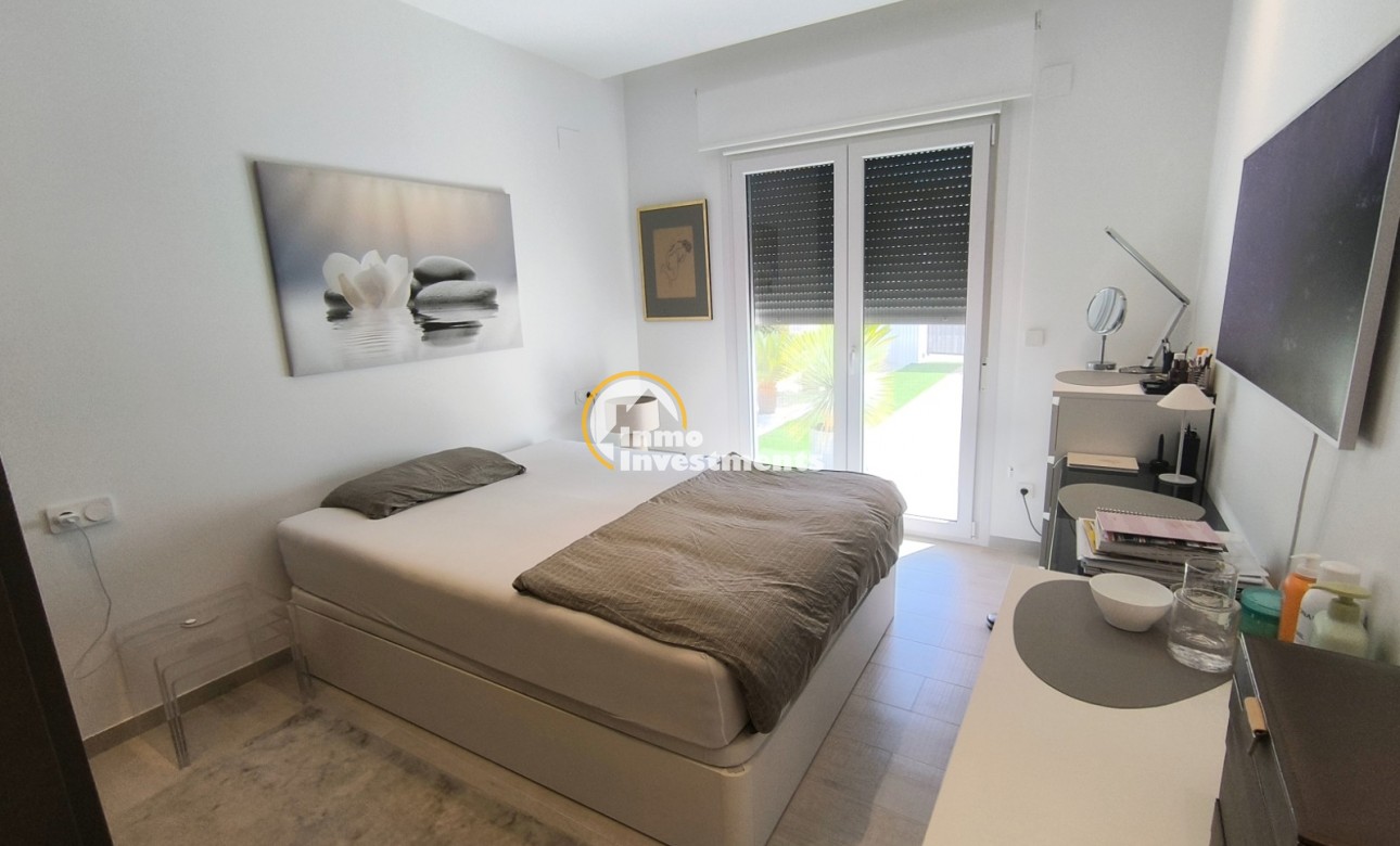 Resale - Villa - Algorfa - La Finca