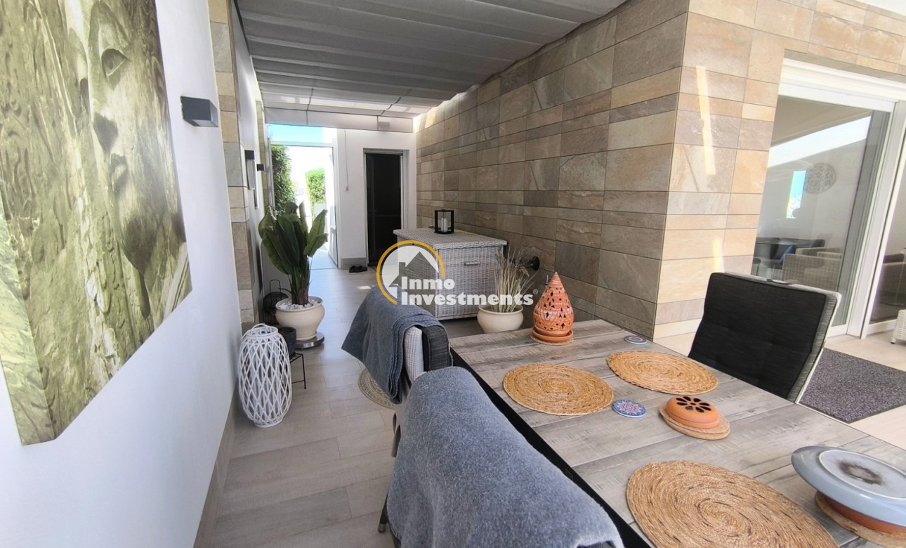 Resale - Villa - Algorfa - La Finca