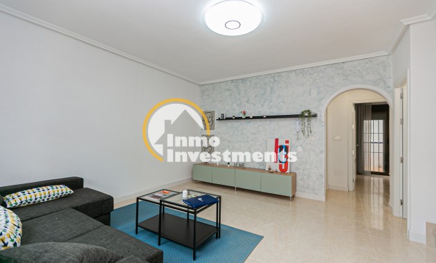 Resale - Town house - San Miguel de Salinas - La Cañada