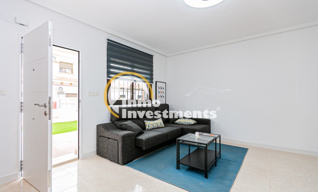 Resale - Town house - San Miguel de Salinas - La Cañada