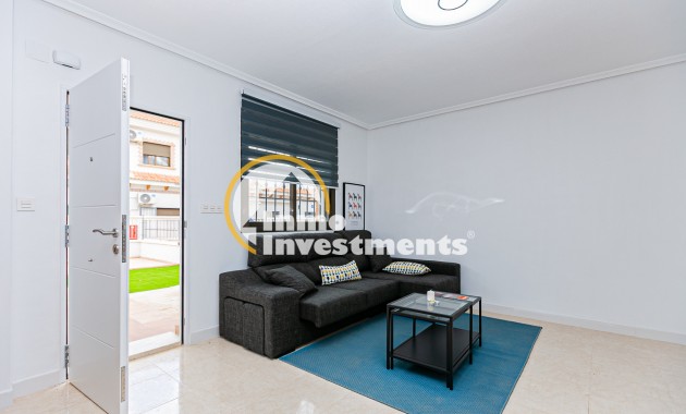 Resale - Town house - San Miguel de Salinas - La Cañada