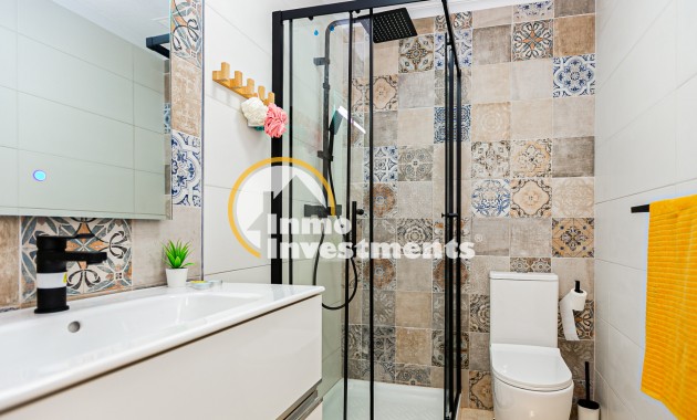 Resale - Town house - San Miguel de Salinas - La Cañada