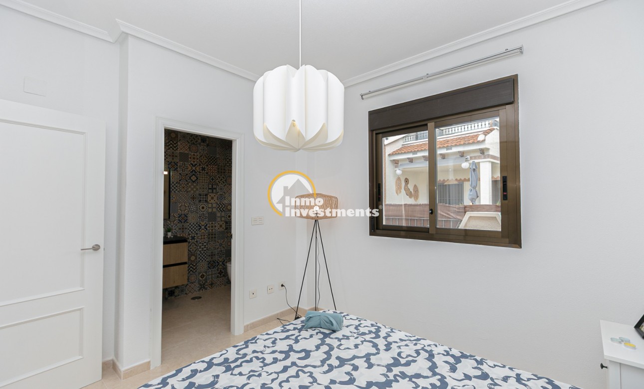Resale - Town house - San Miguel de Salinas - La Cañada