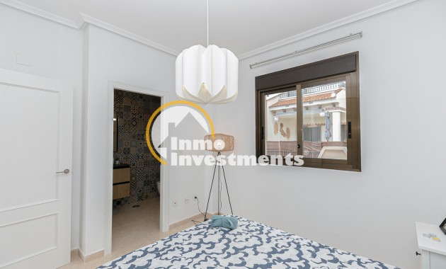 Resale - Town house - San Miguel de Salinas - La Cañada