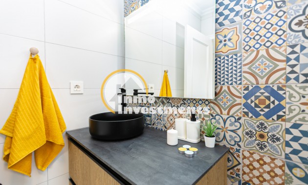 Resale - Town house - San Miguel de Salinas - La Cañada