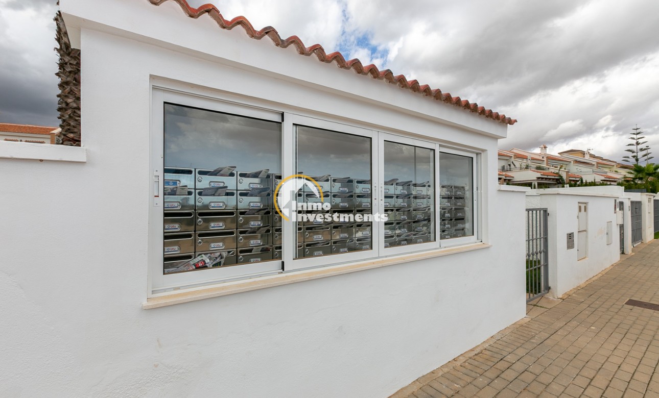 Resale - Town house - San Miguel de Salinas - La Cañada