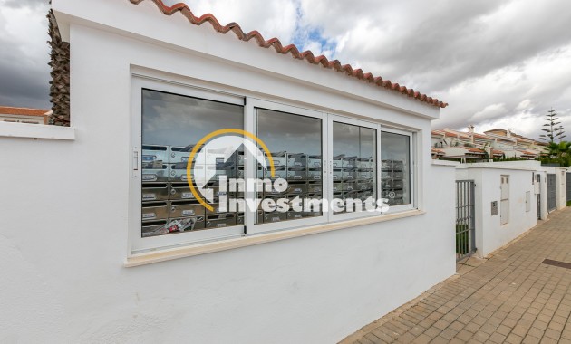 Resale - Town house - San Miguel de Salinas - La Cañada