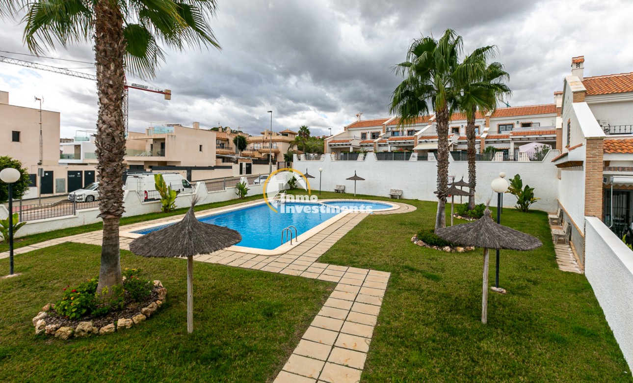Resale - Town house - San Miguel de Salinas - La Cañada
