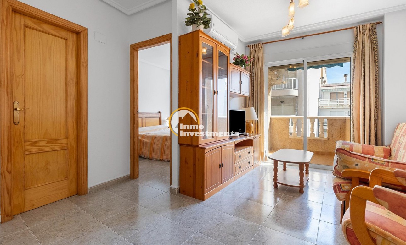 Resale - Apartment - Torrevieja - Centro