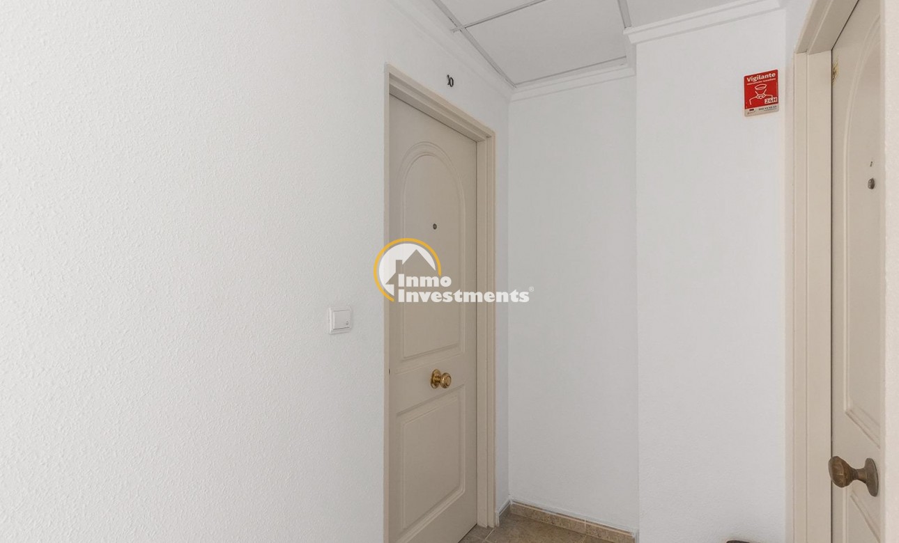 Resale - Apartment - Torrevieja - Centro