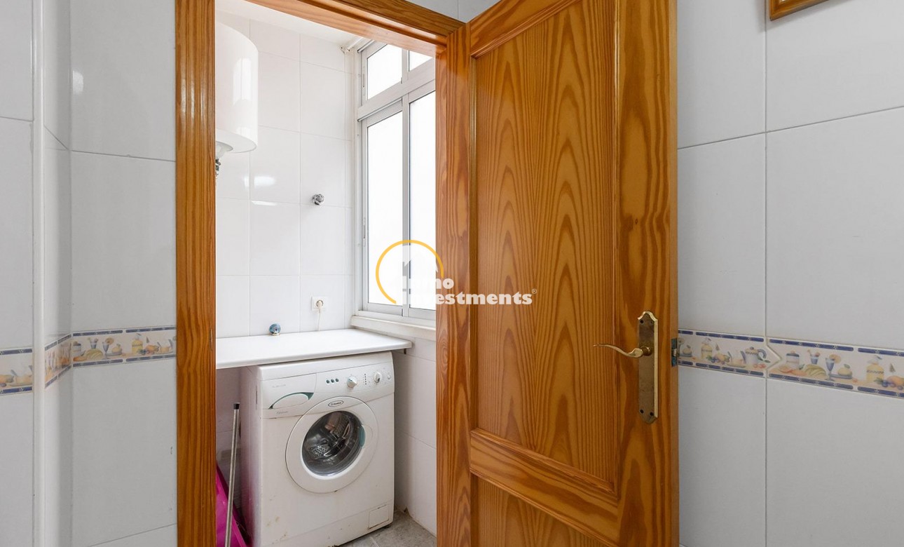 Resale - Apartment - Torrevieja - Centro