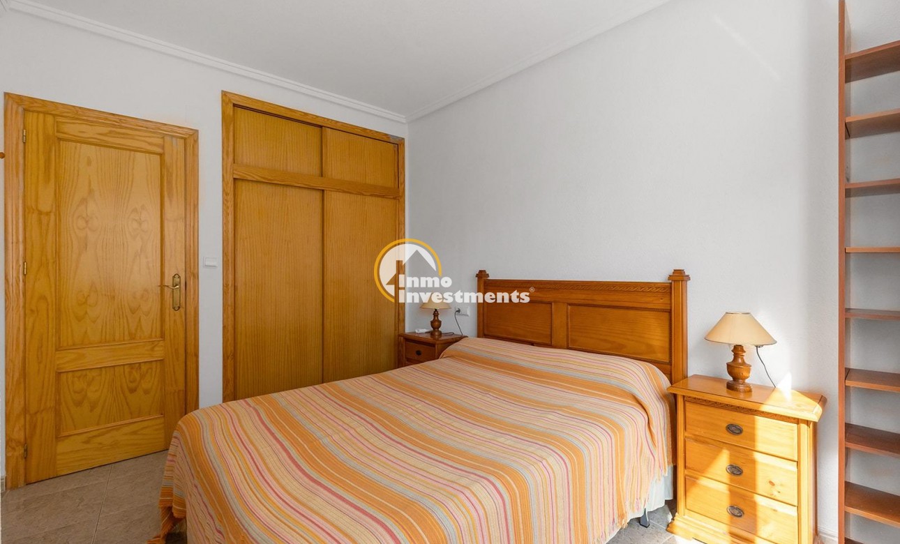 Resale - Apartment - Torrevieja - Centro