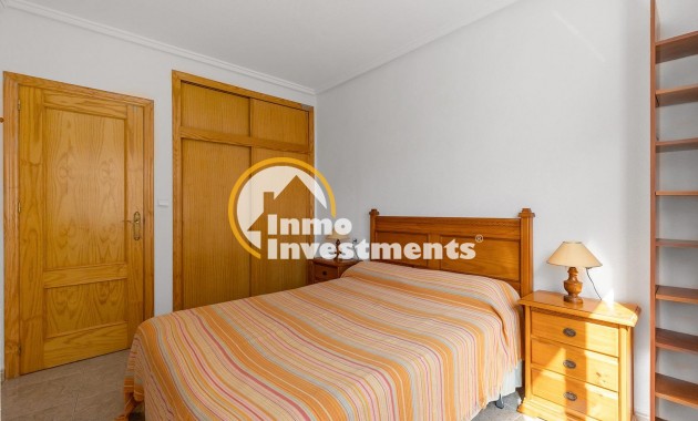 Resale - Apartment - Torrevieja - Centro