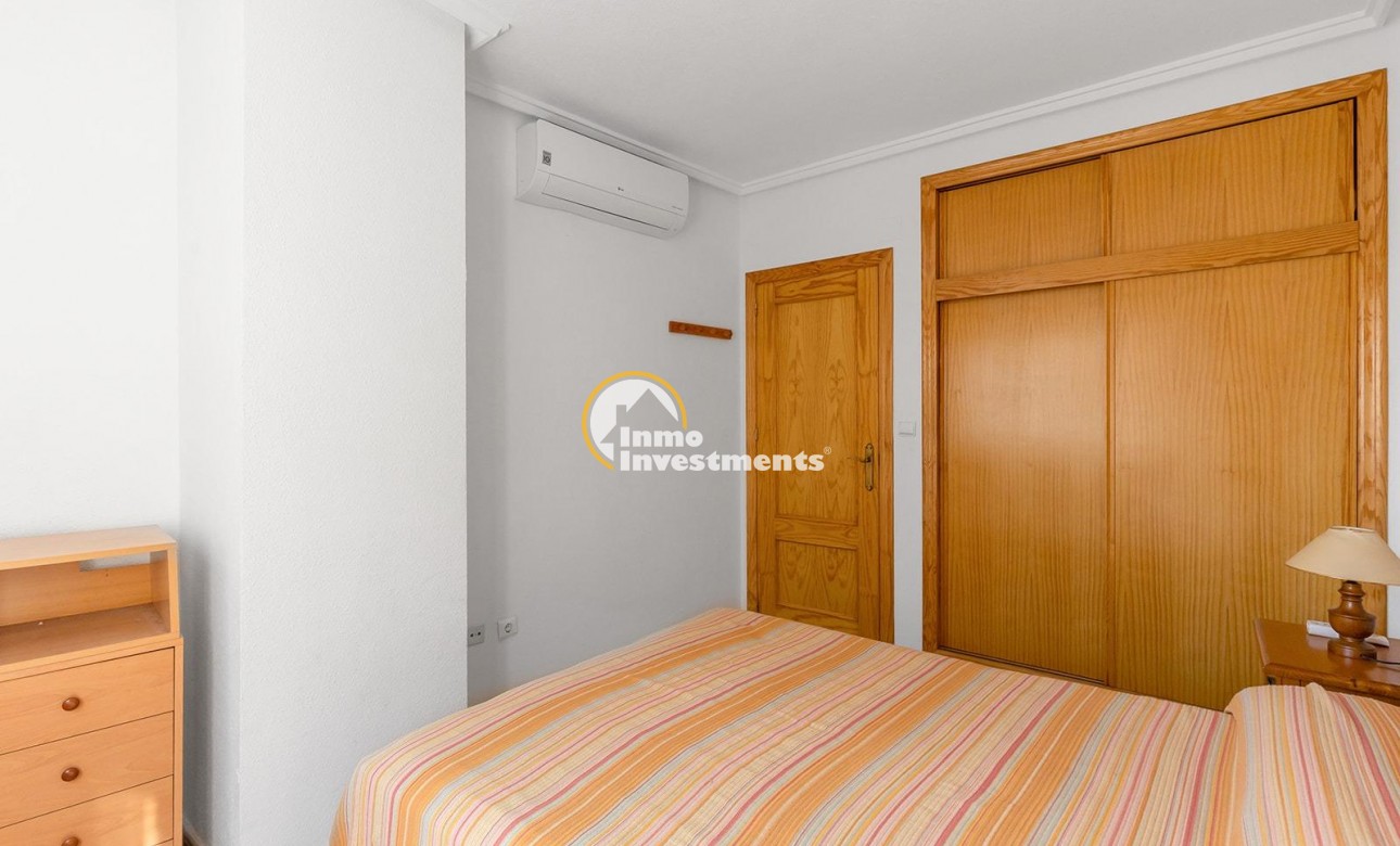 Resale - Apartment - Torrevieja - Centro