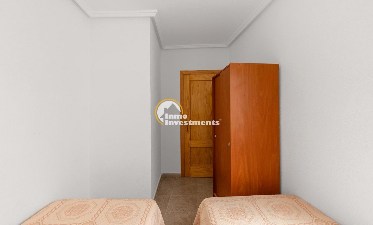 Resale - Apartment - Torrevieja - Centro
