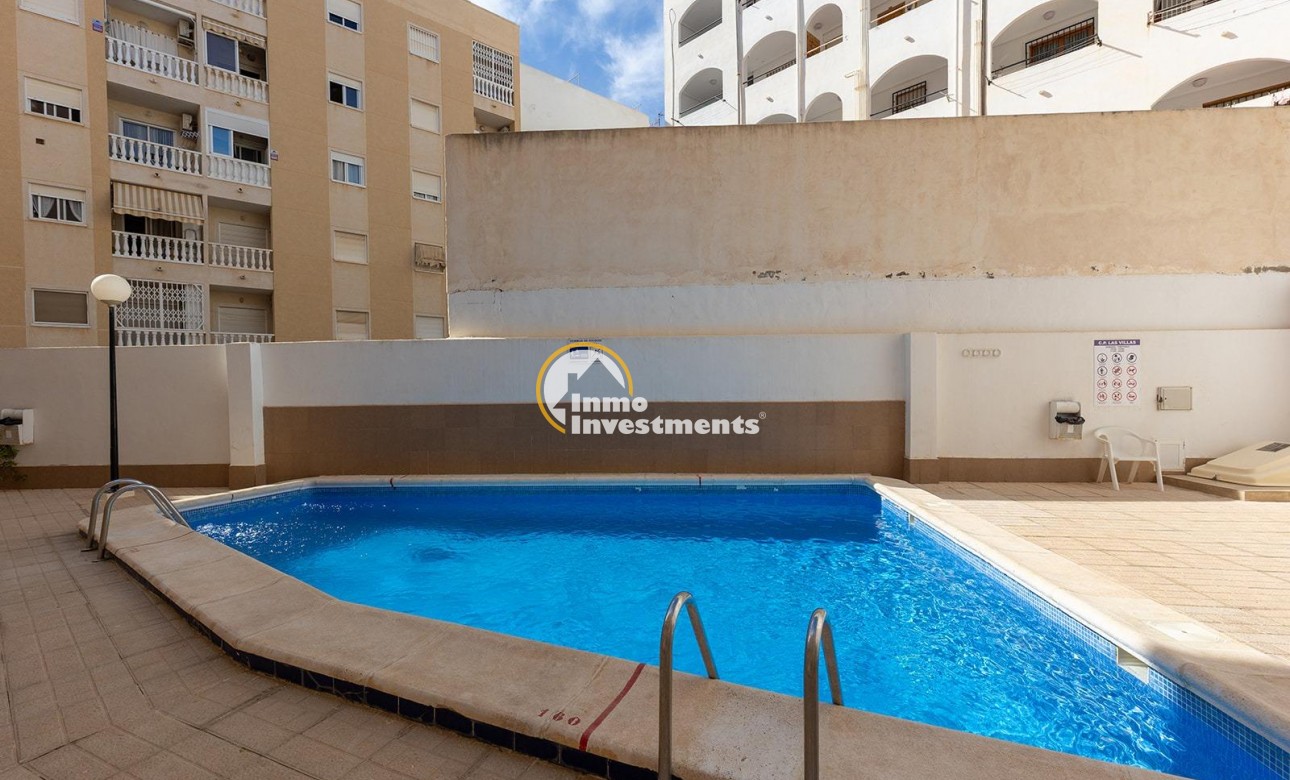 Resale - Apartment - Torrevieja - Centro