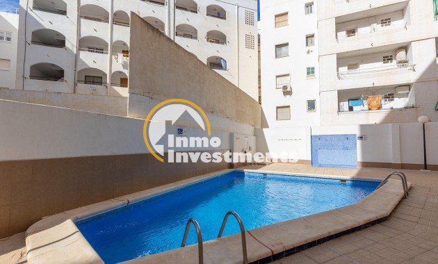 Resale - Apartment - Torrevieja - Centro