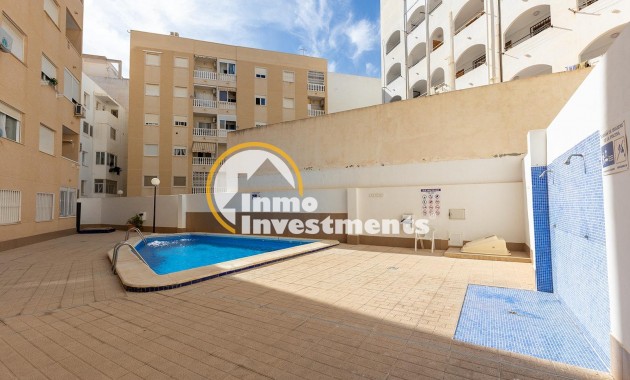 Resale - Apartment - Torrevieja - Centro