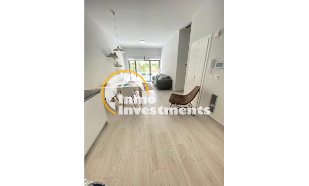 Resale - Apartment - Orihuela Costa - Villamartín