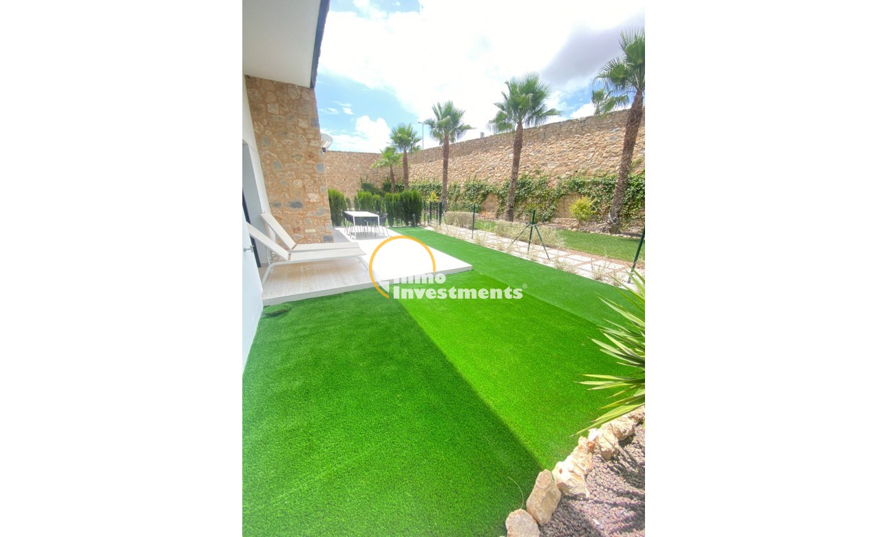 Resale - Apartment - Orihuela Costa - Villamartín