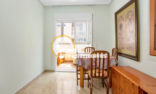 Resale - Apartment - Torrevieja - Centro