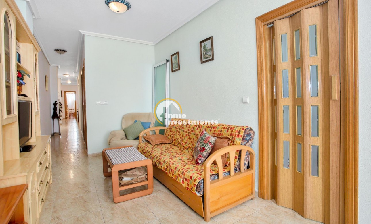 Resale - Apartment - Torrevieja - Centro