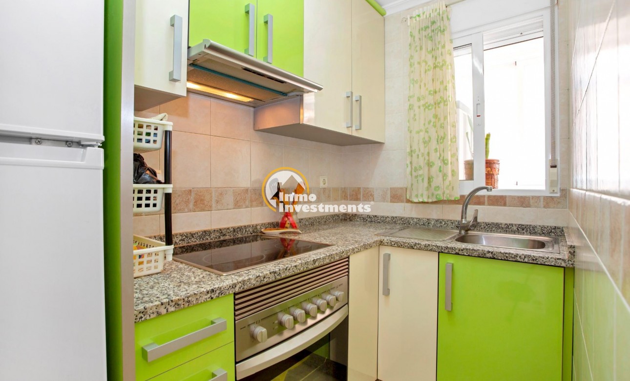 Resale - Apartment - Torrevieja - Centro