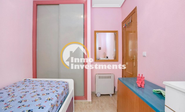 Resale - Apartment - Torrevieja - Centro
